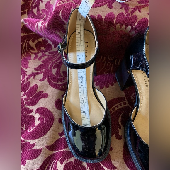 NWOT Journee Collection Sophilynn Platform Heel Mary Jane Pump Black Patent Sz 7 - Picture 8 of 8